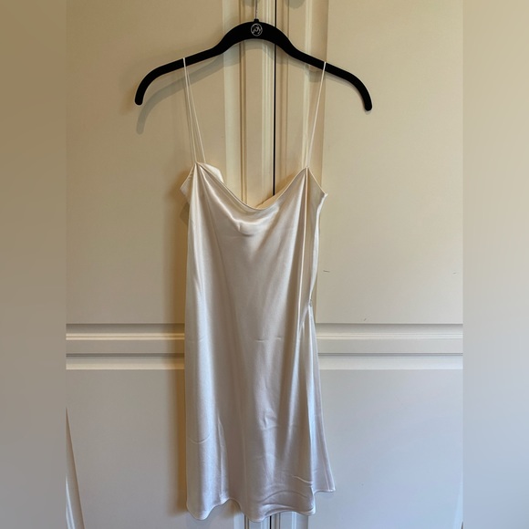 Refine Studio Rachel dress - Picture 7 of 9